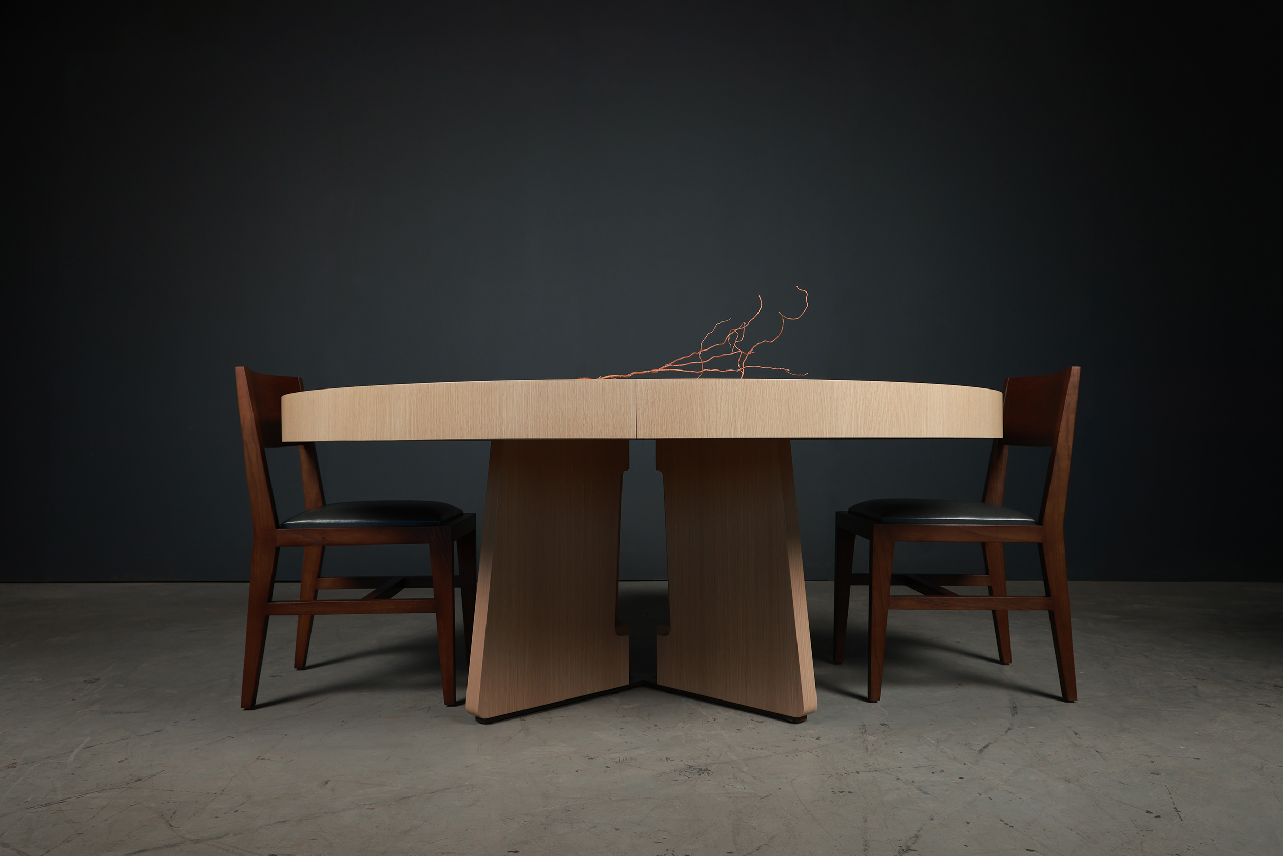 Restaurant table trends