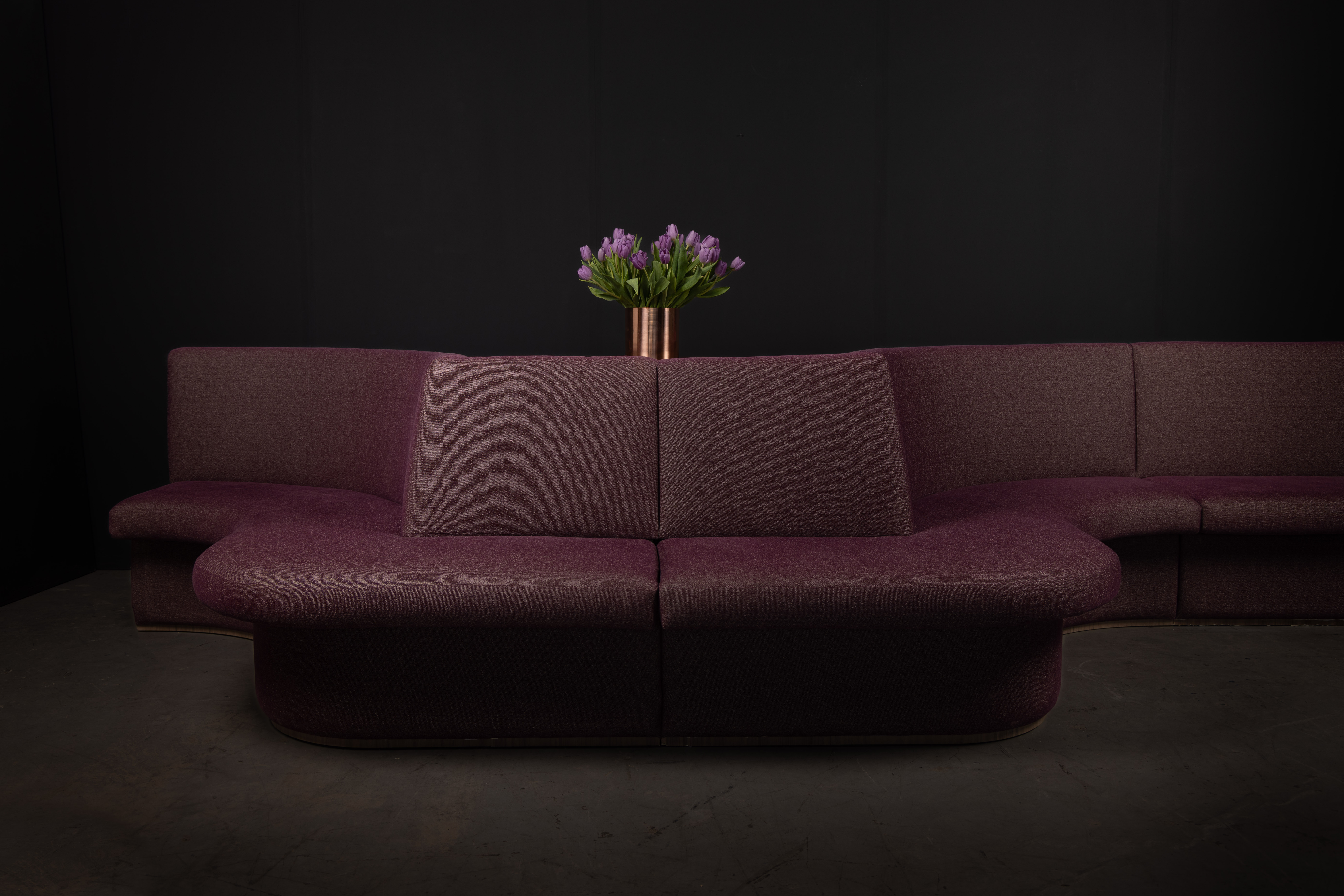 Banquette seating arrangement